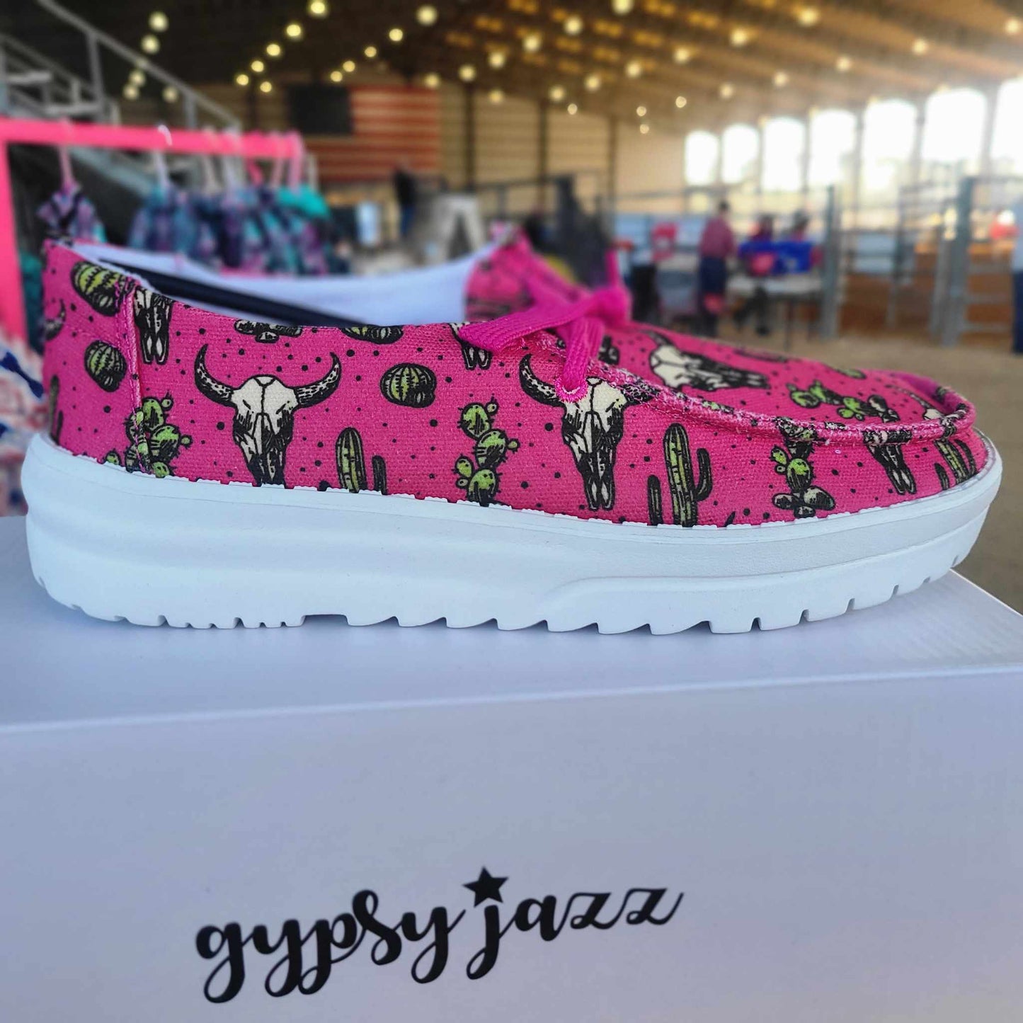 6.5 Pink Steer Women Sneaker -/ Pink