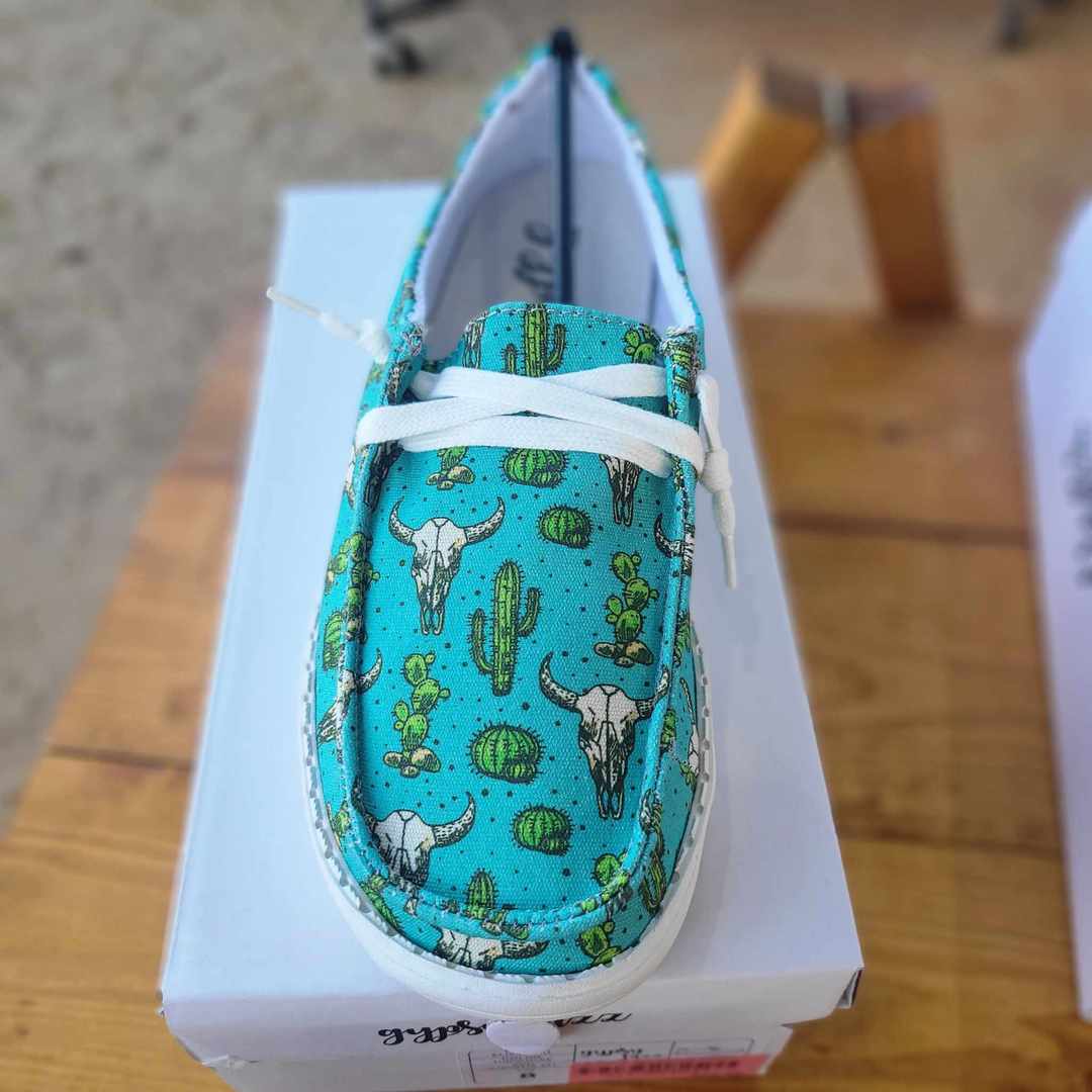 8.5 Steer Women Sneaker - Turquoise