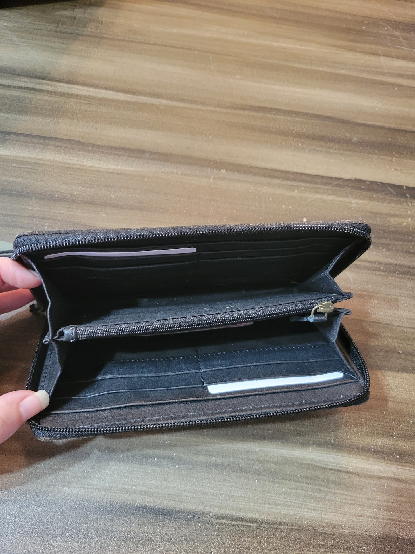 Diameter Wallet