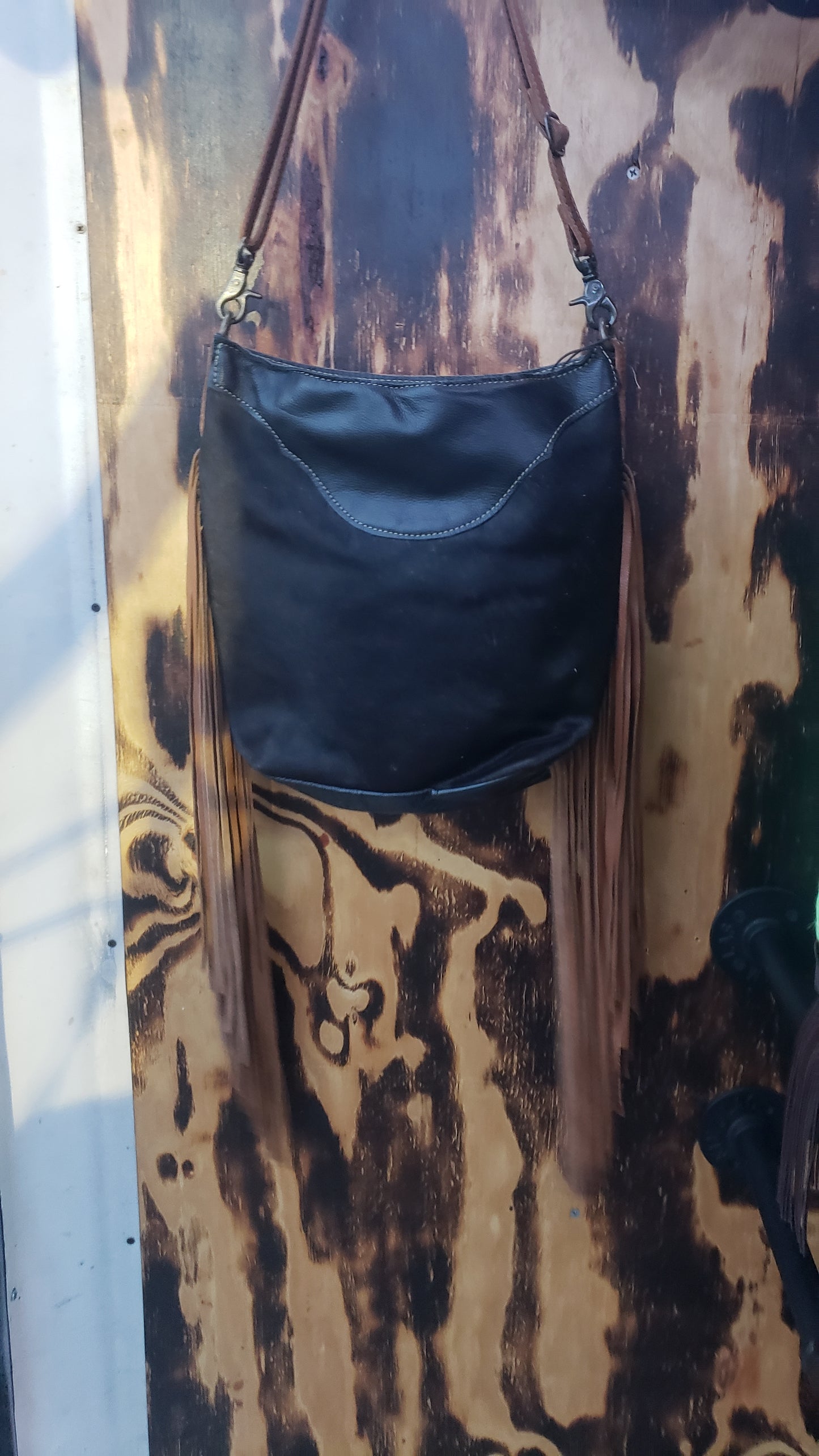 Growtwist Cowhide Tooled