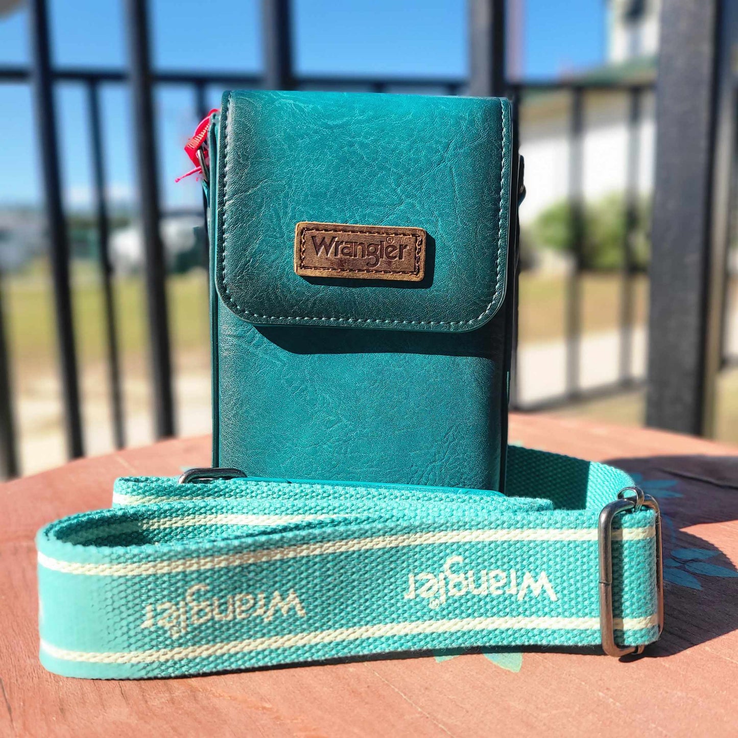 Wrangler Cell Phone Purse With Card Slots - Turquoise