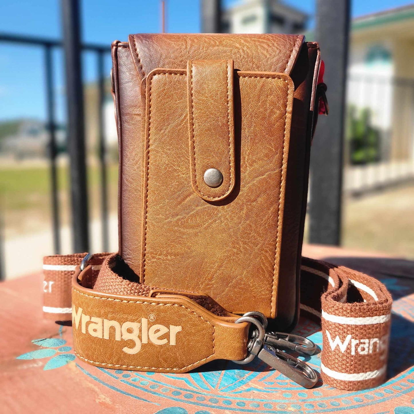 Wrangler Cell Phone Purse With Card Slots - COFFEE
